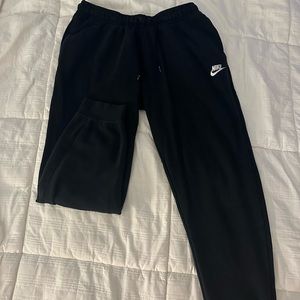 Black Nike sweat pants